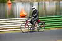 Vintage-motorcycle-club;eventdigitalimages;mallory-park;mallory-park-trackday-photographs;no-limits-trackdays;peter-wileman-photography;trackday-digital-images;trackday-photos;vmcc-festival-1000-bikes-photographs